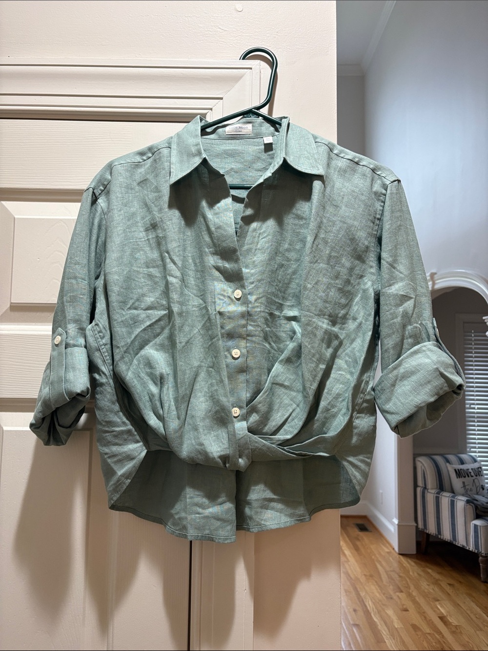Aritzia Portofino Linen Shirt - Size XXS (runs large) - NWOT